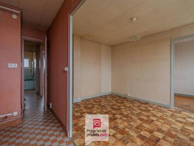 For sale Grenoble 4 rooms 67 m2 Isere (38100) photo 3