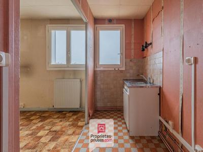 For sale Grenoble 4 rooms 67 m2 Isere (38100) photo 4