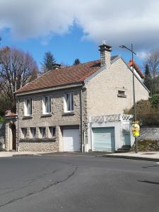 For sale Aurillac 4 rooms 140 m2 Cantal (15000) photo 0