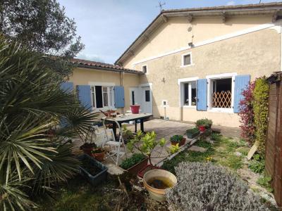 For sale Montemboeuf 6 rooms 169 m2 Charente (16310) photo 0