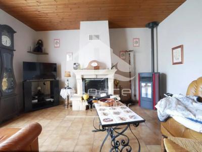 For sale Rochelle 3 rooms 87 m2 Charente maritime (17000) photo 3