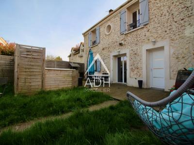 For sale Tacoignieres 6 rooms 123 m2 Yvelines (78910) photo 0