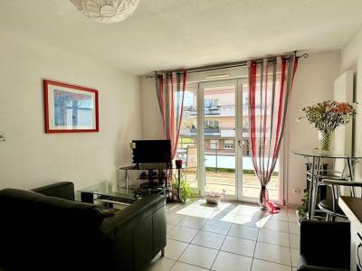 For sale Ecole-valentin 4 rooms 66 m2 Doubs (25480) photo 4