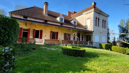 For sale Saint-laurent-des-hommes 12 rooms 415 m2 Dordogne (24400) photo 0