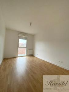For sale Amiens 3 rooms 69 m2 Somme (80000) photo 2