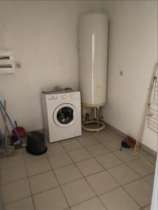 For rent Miramont-de-guyenne 3 rooms 82 m2 Lot et garonne (47800) photo 3