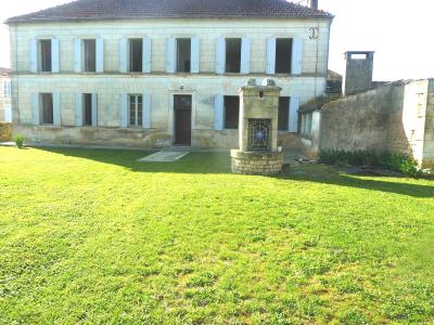 For sale Meursac 5 rooms 170 m2 Charente maritime (17120) photo 0