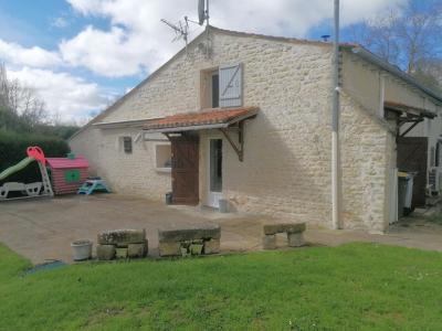 For sale Benon 6 rooms 176 m2 Charente maritime (17170) photo 0