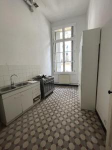 For rent Montpellier 4 rooms 108 m2 Herault (34000) photo 4