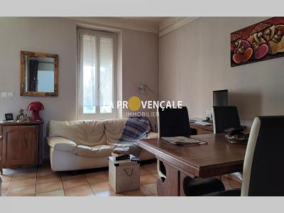 For sale Greasque 3 rooms 45 m2 Bouches du Rhone (13850) photo 2