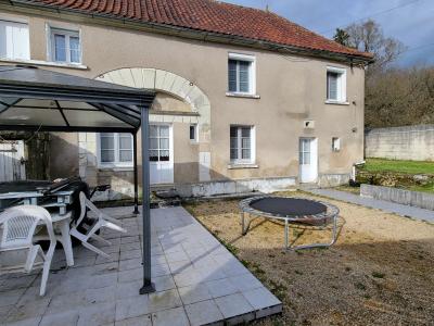 For sale Thure 4 rooms 112 m2 Vienne (86540) photo 0