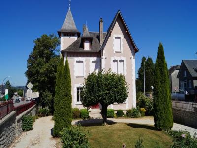 For sale Egletons 10 rooms 248 m2 Correze (19300) photo 0