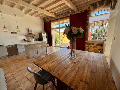 For sale Servian 6 rooms 208 m2 Herault (34290) photo 2