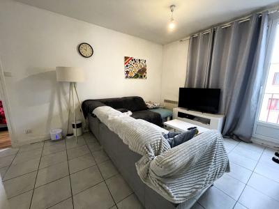 For sale Grenoble 3 rooms 46 m2 Isere (38100) photo 3