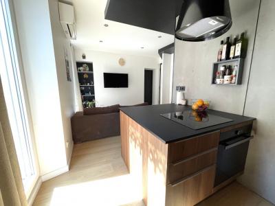 For sale Grenoble 2 rooms 45 m2 Isere (38000) photo 1