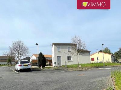 For sale Jardres 3 rooms 80 m2 Vienne (86800) photo 3