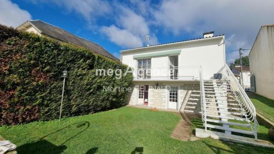 For sale Saint-jean-d'angely 6 rooms 117 m2 Charente maritime (17400) photo 0