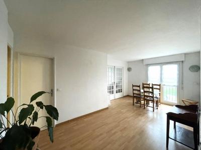 For sale Grigny 3 rooms 57 m2 Essonne (91350) photo 1