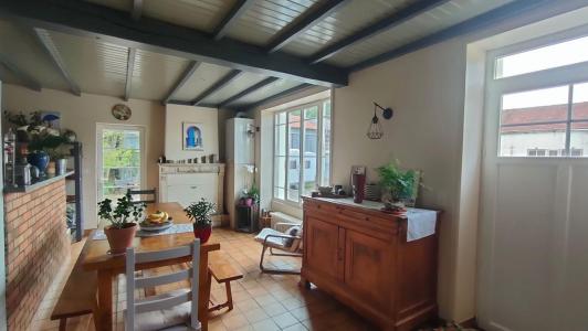 For sale Hermenault 5 rooms 108 m2 Vendee (85570) photo 4