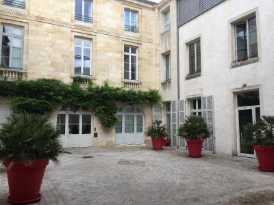 For rent Bordeaux 3 rooms 70 m2 Gironde (33000) photo 0