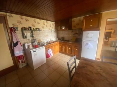 For sale Chassiecq 5 rooms 106 m2 Charente (16350) photo 3