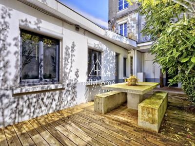 For sale Bordeaux 2 rooms 45 m2 Gironde (33000) photo 2