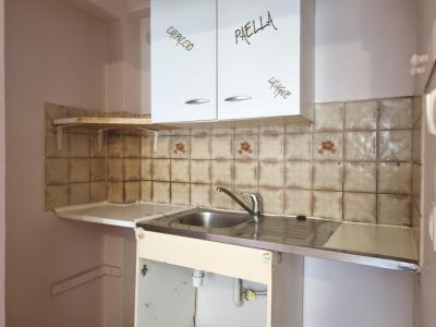 For rent Narbonne 1 room 25 m2 Aude (11100) photo 4