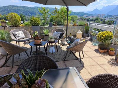 For sale Echirolles 4 rooms 105 m2 Isere (38130) photo 2
