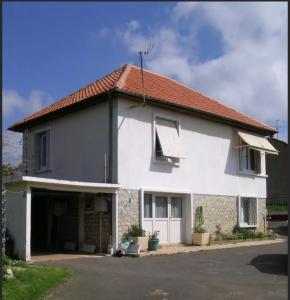 For sale Orgedeuil 4 rooms 76 m2 Charente (16220) photo 1