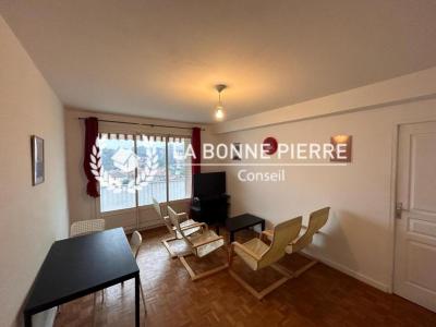 For sale Bron 10 rooms 81 m2 Rhone (69500) photo 0
