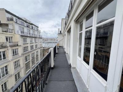 For rent Paris-10eme-arrondissement 203 m2 Paris (75010) photo 3