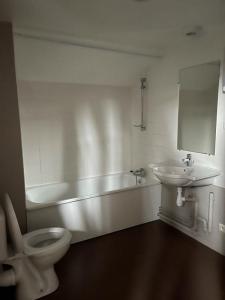 For rent Troyes 2 rooms 77 m2 Aube (10000) photo 4