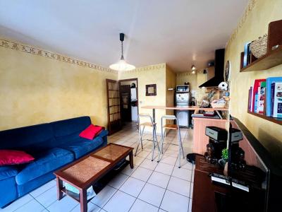 For sale Hyeres 2 rooms 40 m2 Var (83400) photo 3