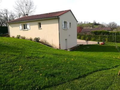 For sale Jussac 4 rooms 87 m2 Cantal (15250) photo 2
