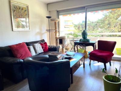 For sale Montpellier 3 rooms 75 m2 Herault (34000) photo 2