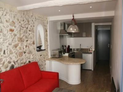 For rent Antibes VIEIL ANTIBES 1 room 22 m2 Alpes Maritimes (06600) photo 2