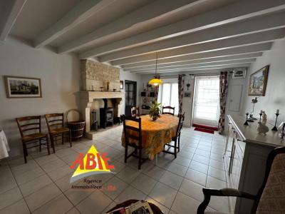 For sale Coulon 5 rooms 130 m2 Deux sevres (79510) photo 0