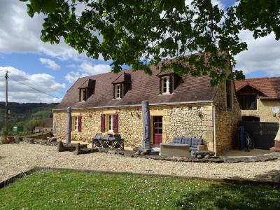 For sale Saint-leon-sur-vezere 8 rooms 210 m2 Dordogne (24290) photo 0