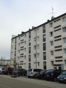 Louer Appartement 95 m2 Saint-florentin