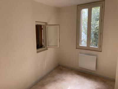 For rent Tulle 2 rooms 27 m2 Correze (19000) photo 3
