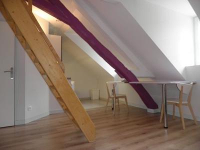 For rent Bourges 1 room 22 m2 Cher (18000) photo 2