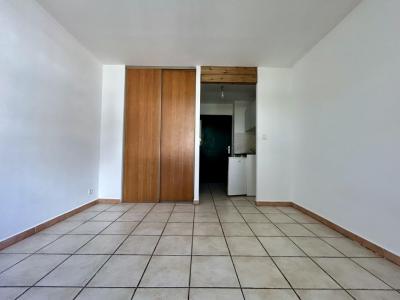 For rent Saint-denis 1 room 19 m2 Reunion (97400) photo 2