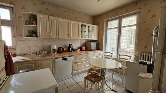 For sale Dijon 3 rooms 83 m2 Cote d'or (21000) photo 2