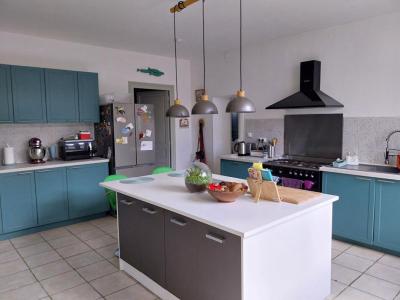 For sale Civray 4 rooms 128 m2 Vienne (86400) photo 1