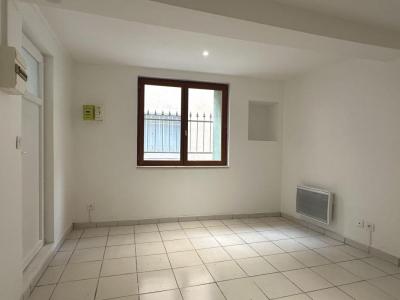 For sale Narbonne 1 room 19 m2 Aude (11100) photo 3