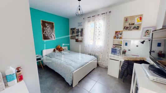 For sale Sommieres 4 rooms 95 m2 Gard (30250) photo 4