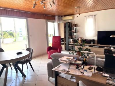 For sale Montpellier 3 rooms 71 m2 Herault (34090) photo 2