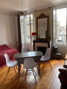 For rent Bordeaux 2 rooms 50 m2 Gironde (33000) photo 2