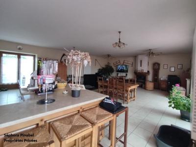 For sale Saint-genes-la-tourette 7 rooms 167 m2 Puy de dome (63580) photo 4