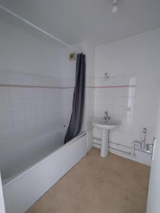 For sale Beauvais 3 rooms 62 m2 Oise (60000) photo 4